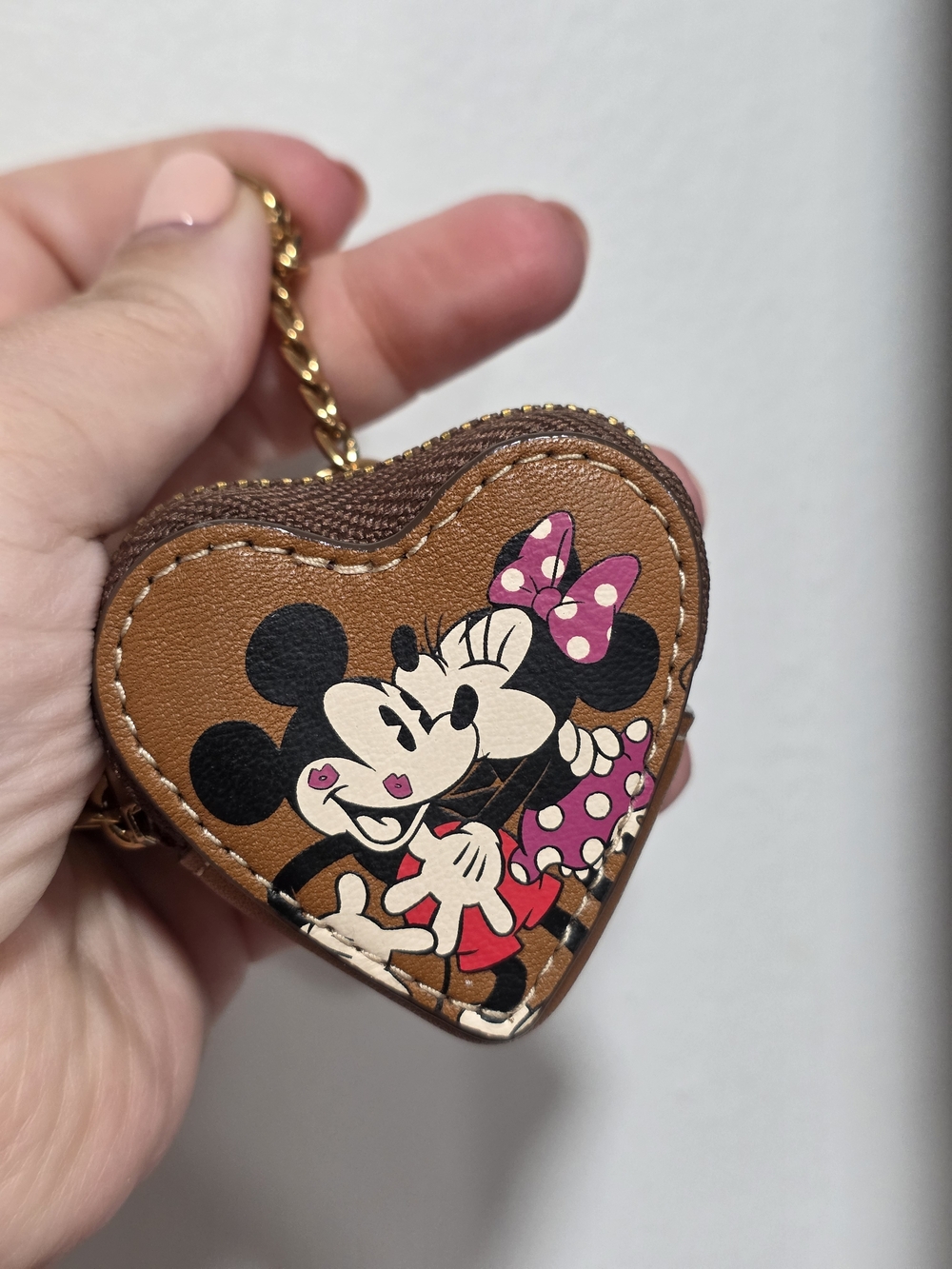 Disney Minnie Mouse Brown and Pink Heart Coin Purse Keychain - Picture 2 of 6